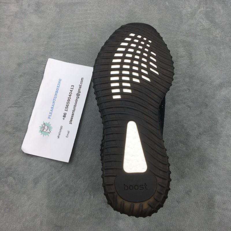 Authentic Yeezy 350 V2 Boost Oreo